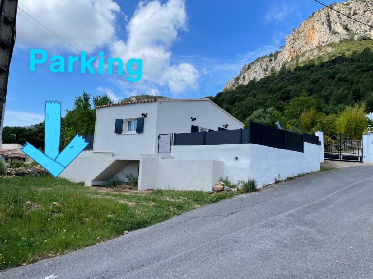 Maison Avec Jardin, Parking Entre Mer Et Montagne Villa Le Revest-le-Eaux Eksteriør bilde